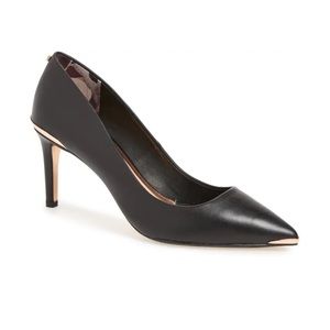 Ted Baker London Wishiri Pump Black Leather